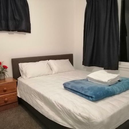 Homestay Double Room, Near The City Center Christchurch Extérieur photo